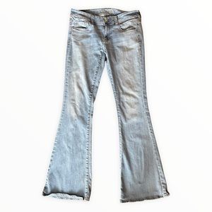 Boho Flare American Eagle Light Wash Jeans